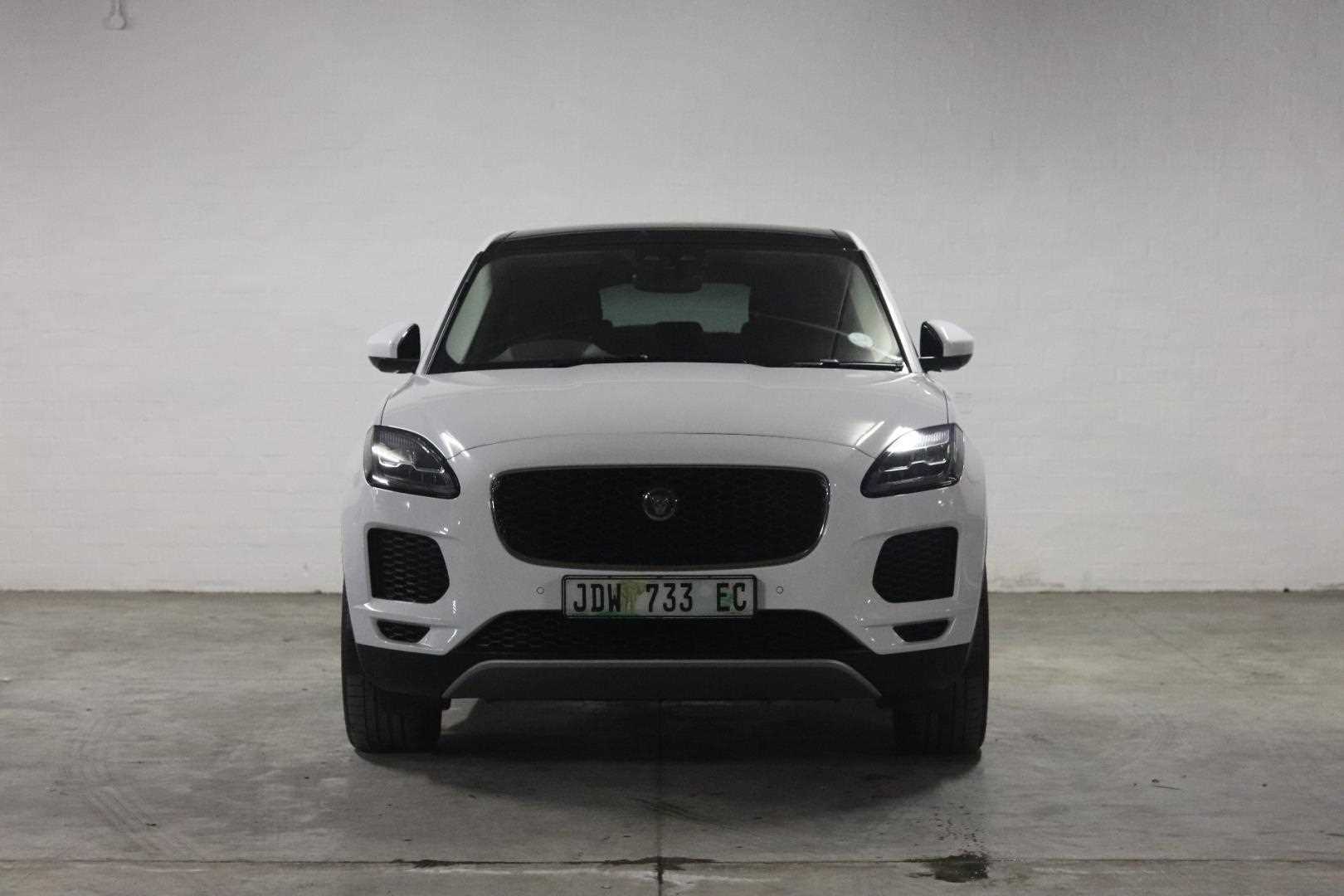 Jaguar-AWD 2.0D 110kW D150 SE2018-Eastern-Cape-Motors-Used Showroom