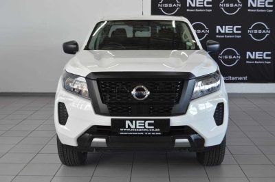 Nissan-2.5D SE Plus 4X4 MT Double Cab2023-Eastern-Cape-Motors-Demonstrator