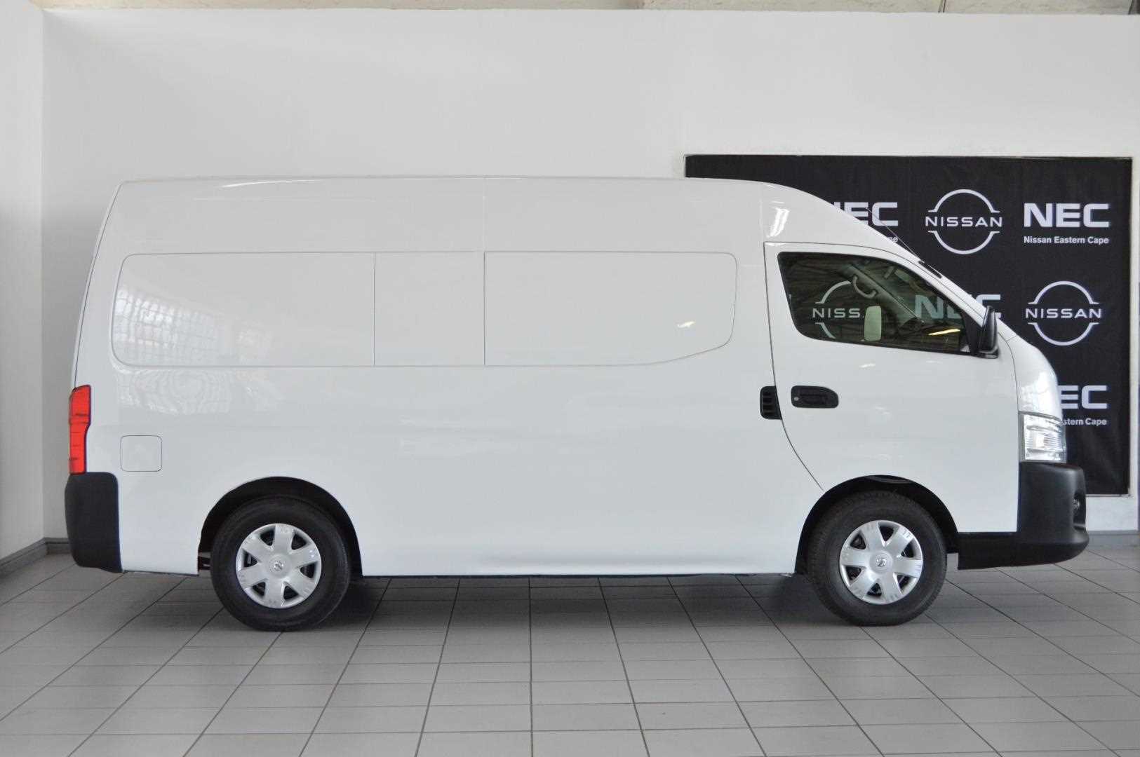 Nissan-2.5dCi Wide Panel Van2018-Eastern-Cape-Motors-Demonstrator