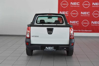 Nissan-1.6 8V with Aircon with Safety pack (UA7)2024-Eastern-Cape-Motors-Stockyard