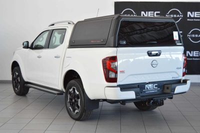 Nissan-2.5D LE 4X4 AT Double Cab2024-Eastern-Cape-Motors-Demonstrator