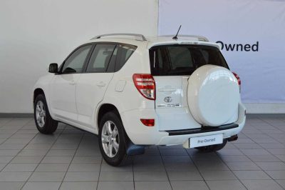 Toyota-2.0 GX A/T2013-Eastern-Cape-Motors-Volvo Cars PE