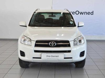 Toyota-2.0 GX A/T2013-Eastern-Cape-Motors-Volvo Cars PE