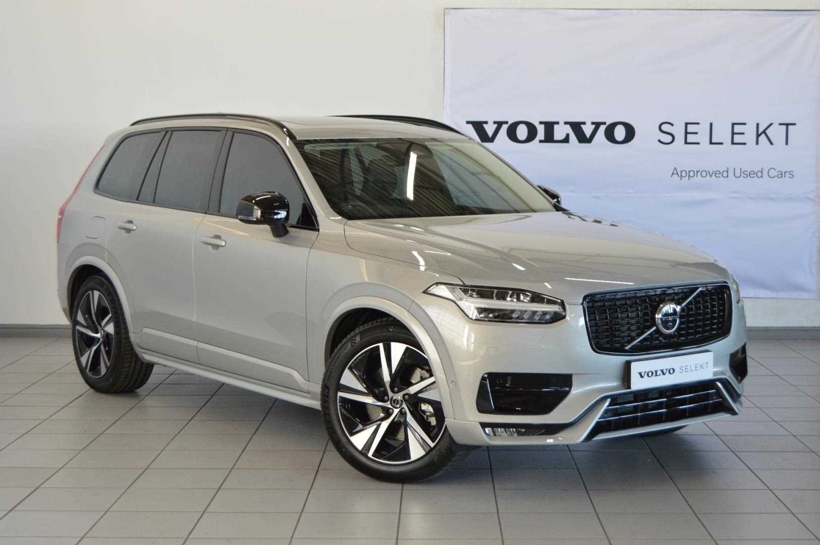 VOLVO-B5 AWD Mild Hybrid Plus Dark (MY25)2025-Eastern-Cape-Motors-Demo Loaner/Fleet