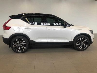 VOLVO-T5 Geartronic AWD R-Design2019-Eastern-Cape-Motors-Used Showroom