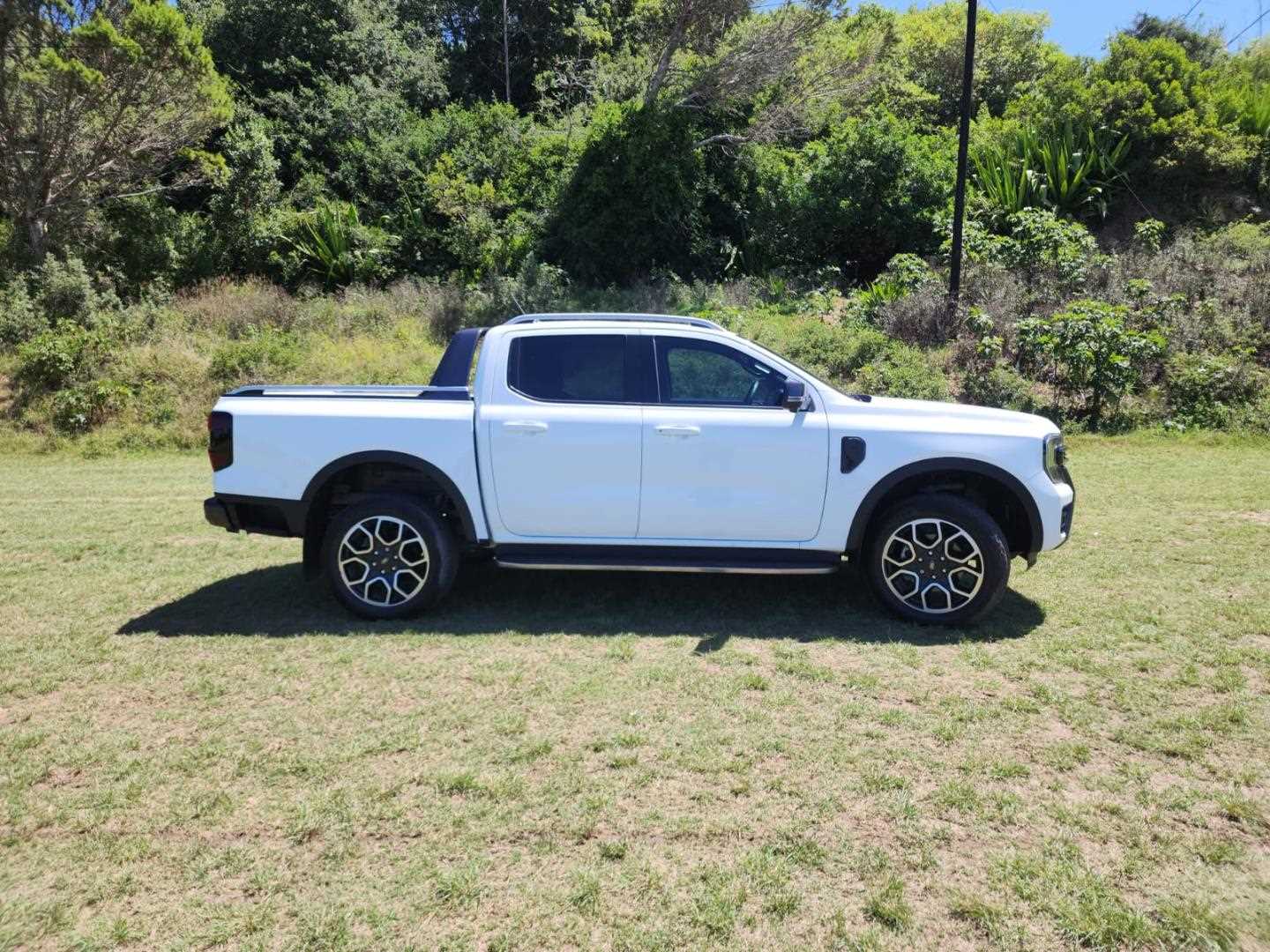 Ford-3.0L V6 Double Cab Wildtrak 4WD HR 10AT2024-Eastern-Cape-Motors-Demo/Loaner Fleet