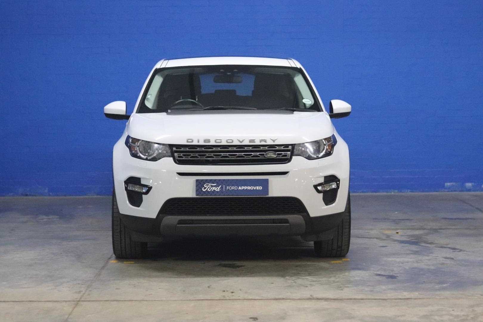 Land Rover-2.0i4 D SE2018-Eastern-Cape-Motors-Showroom Used