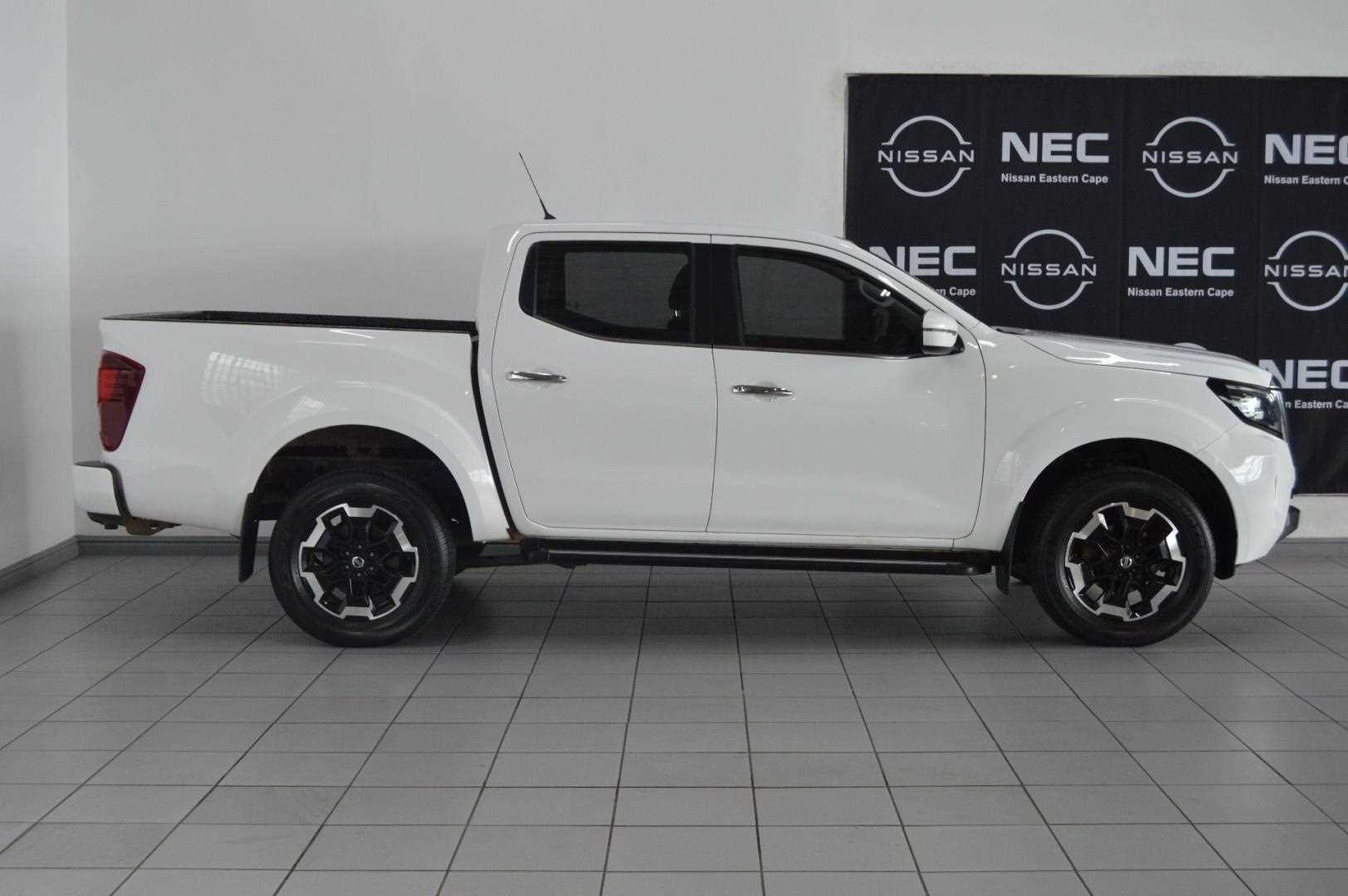 Nissan-2.5D LE 4x2 AT Double Cab2022-Eastern-Cape-Motors-NEC North End