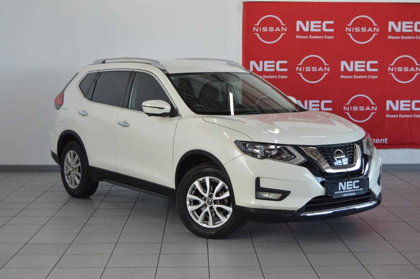 Nissan-2.5 Acenta 4X4 CVT2020-Eastern-Cape-Motors-Refurb