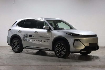 Geely-Em-I Apex (18''Wheel)2025-Eastern-Cape-Motors-Demo/Loaner Fleet