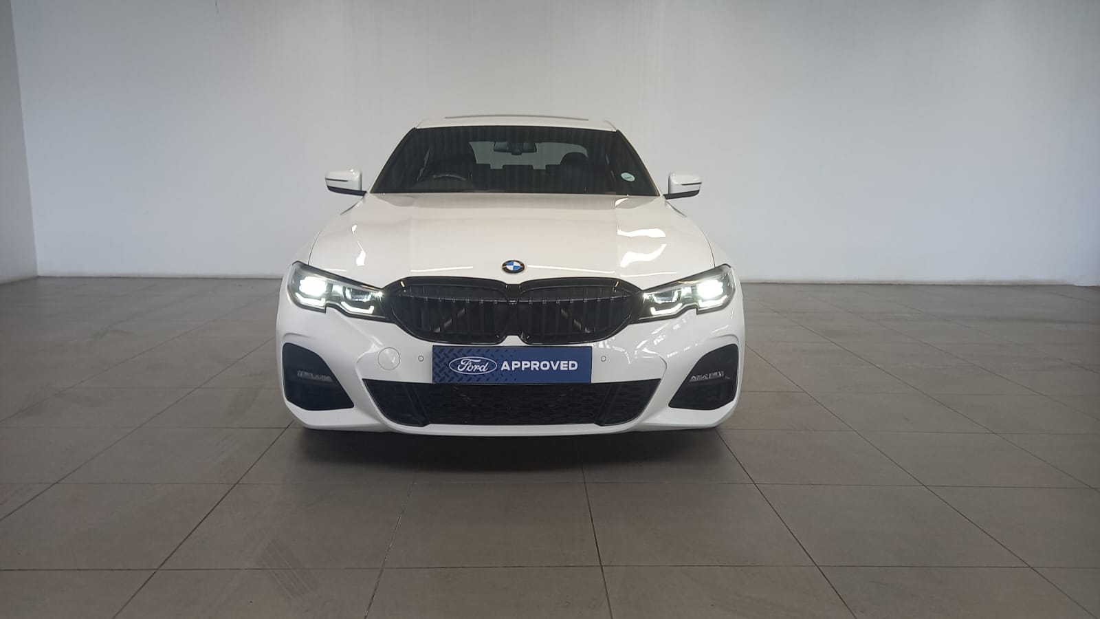 BMW-320i A/T (G20)2022-Eastern-Cape-Motors-Showroom Used