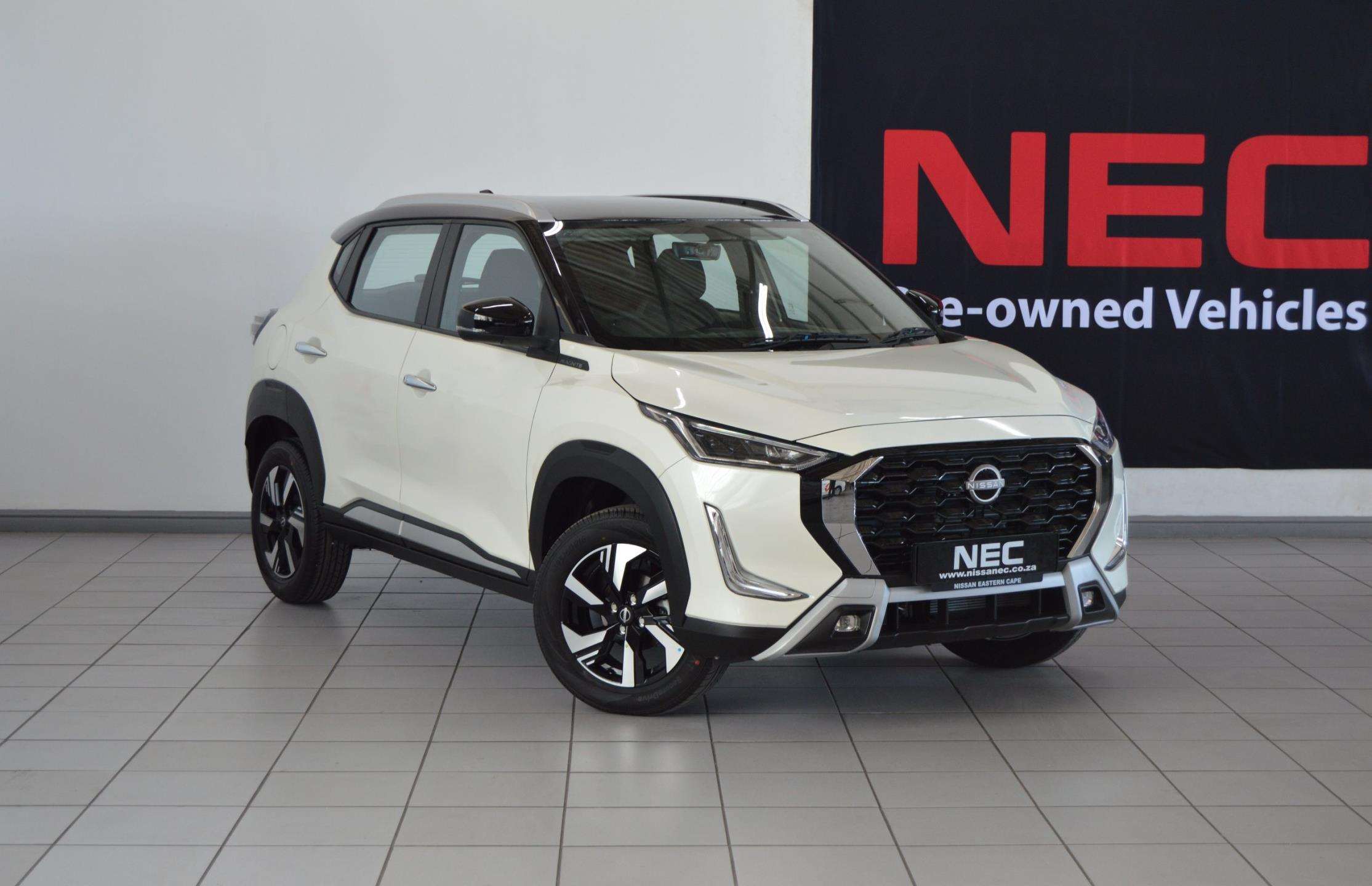 Nissan-1.0 Turbo Acenta CVT (DD0)2025-Eastern-Cape-Motors-Demonstrator