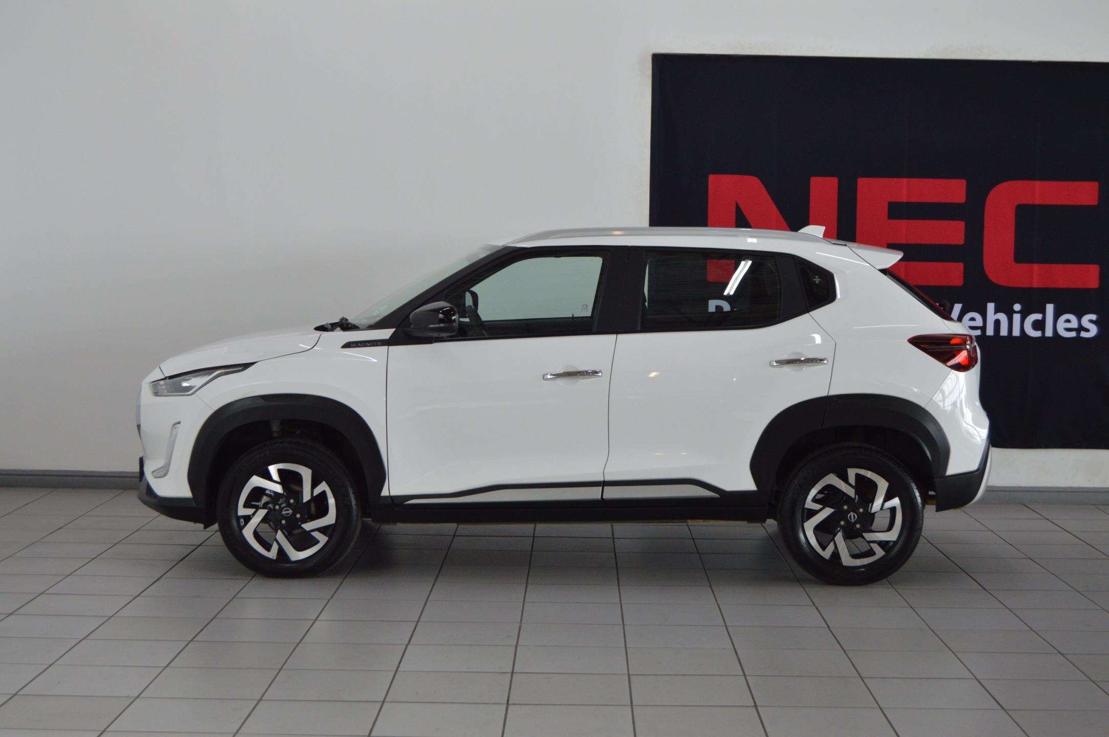 Nissan-1.0 Turbo Acenta2025-Eastern-Cape-Motors-Demonstrator