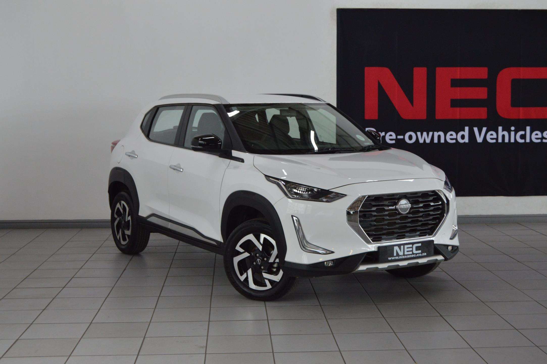 Nissan-1.0 Turbo Acenta2025-Eastern-Cape-Motors-Demonstrator