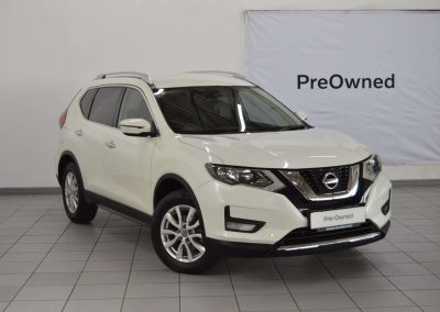 Nissan-2.5 Acenta 4X4 CVT2020-Eastern-Cape-Motors-Demo/Loaner Fleet