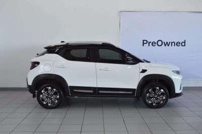 Renault-1.0T Intens2021-Eastern-Cape-Motors-Mazda Showroom