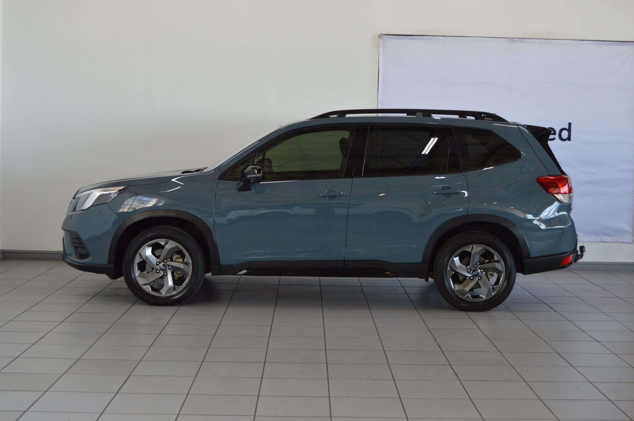 Subaru-2.5 IS ES AWD CVT2025-Eastern-Cape-Motors-Demo Loaner/Fleet