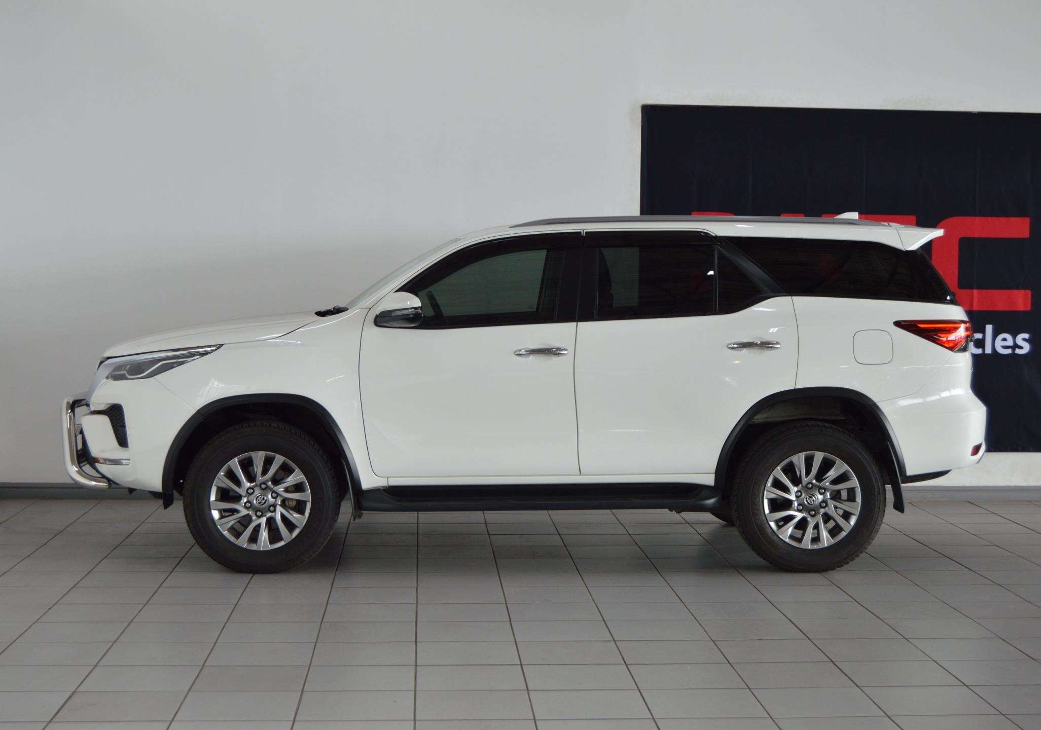 Toyota-2.8GD-6 4X2 AT2021-Eastern-Cape-Motors-Refurb