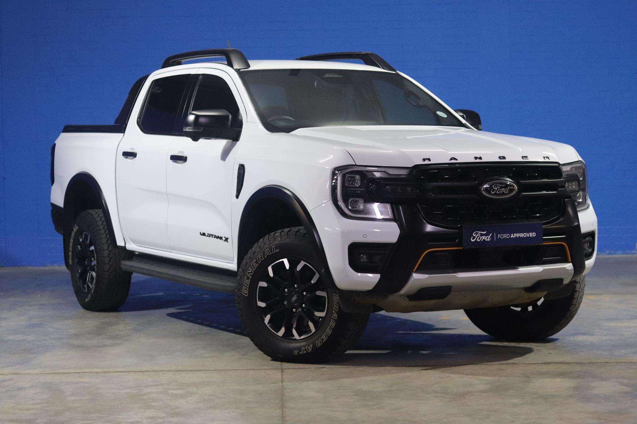 Ford-2.0D BI-Turbo Wildtrak X AWD A/T D/C P/U2025-Eastern-Cape-Motors-Showroom Used