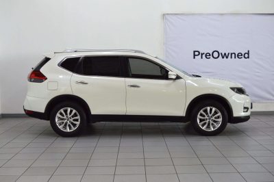 Nissan-2.5 Acenta 4X4 CVT2020-Eastern-Cape-Motors-Demo/Loaner Fleet
