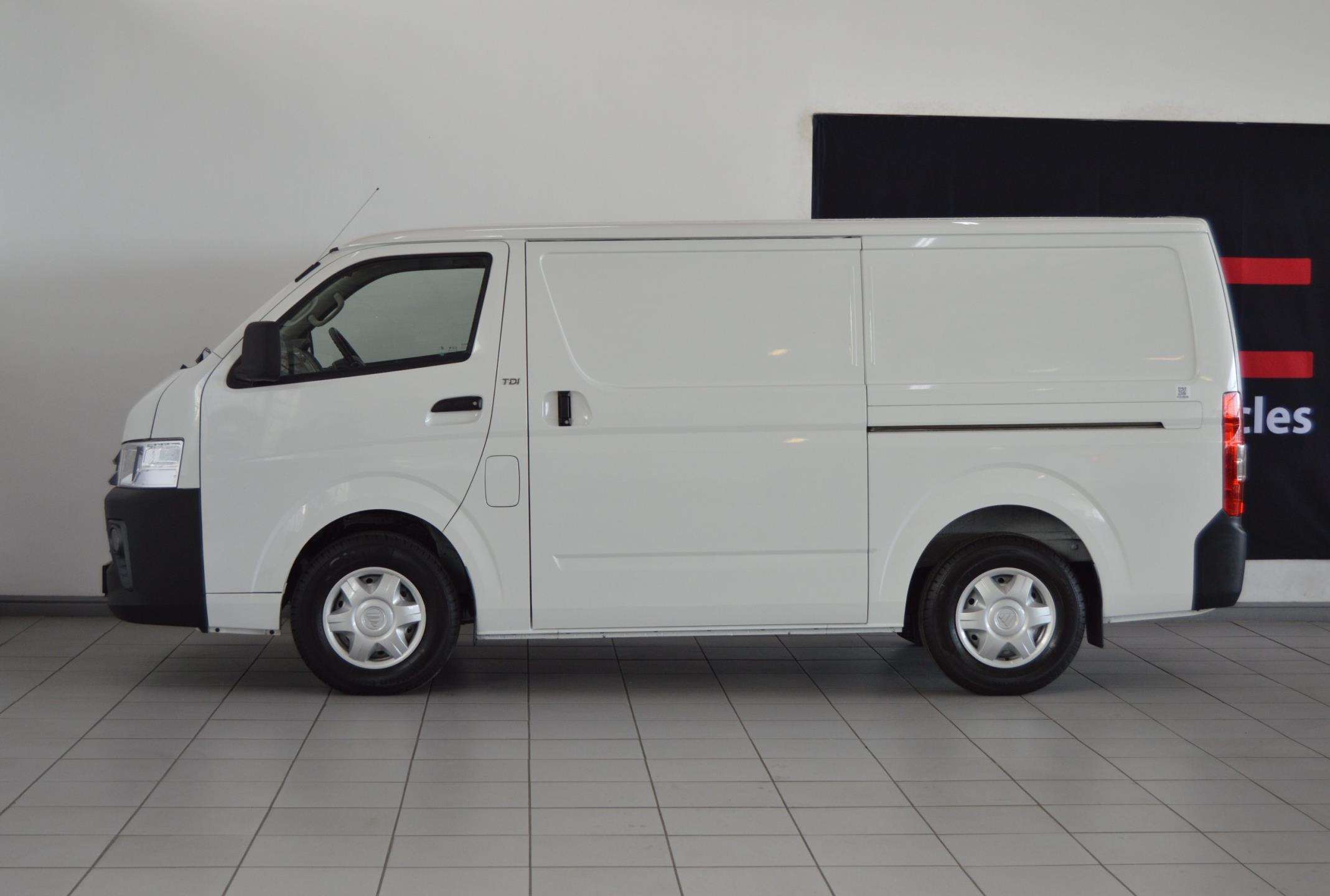 Foton-Panel Van Flat Roof 2.0 MT2025-Eastern-Cape-Motors-Demonstrator