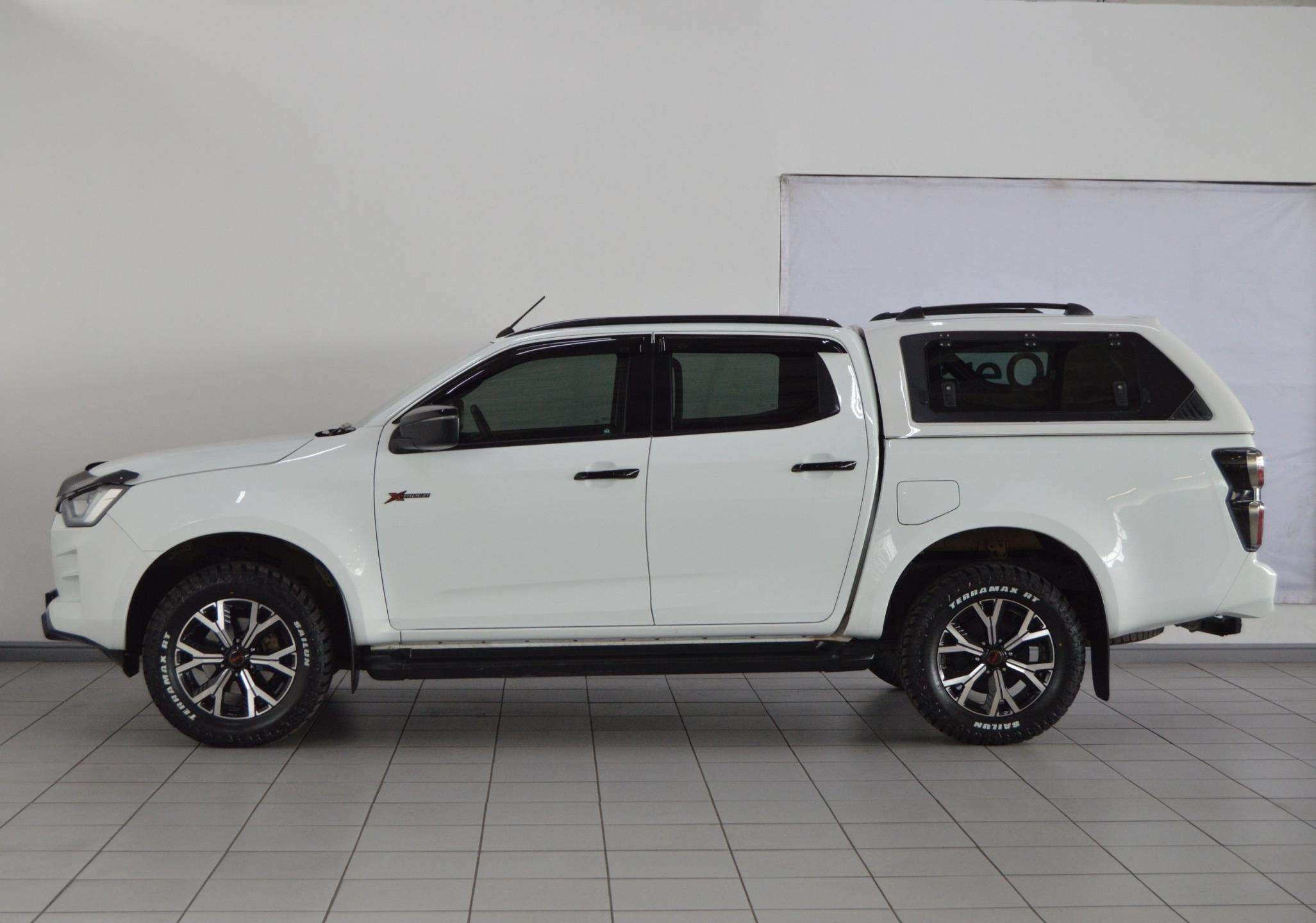 Isuzu-1.9 Ddi HR X-Rider A/T D/C P/U2025-Eastern-Cape-Motors-Mazda Showroom