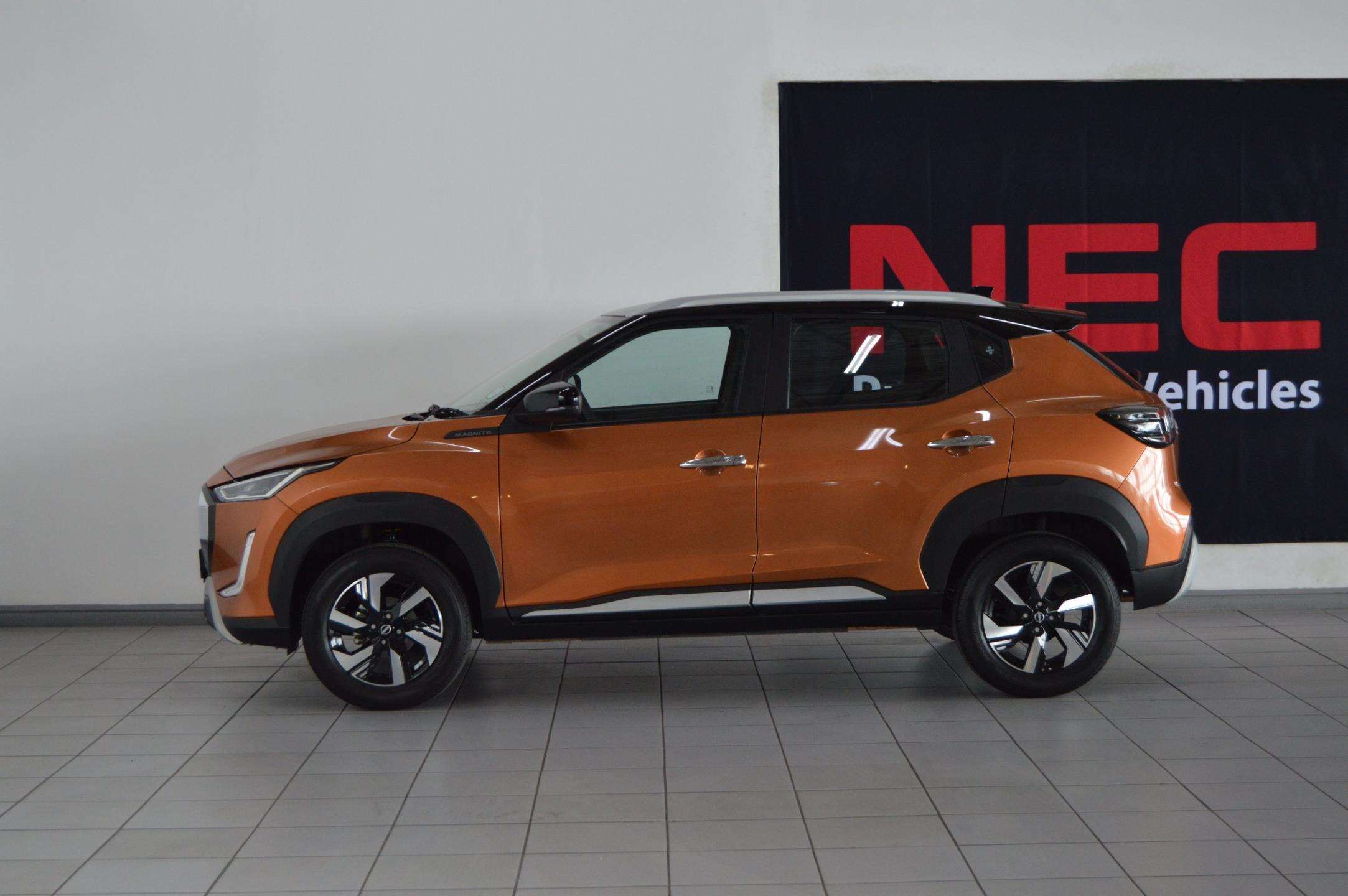 Nissan-1.0 Acenta MT (DD0)2026-Eastern-Cape-Motors-Demonstrator