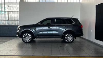 Ford-WRUC 3.0L V6 Platinum 4WD 10AT2025-Eastern-Cape-Motors-Demo fleet
