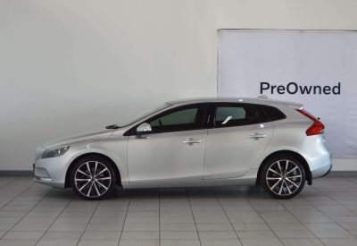 Volvo-D2 Kinetic2018-Eastern-Cape-Motors-Mazda Showroom