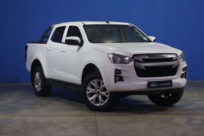Isuzu-1.9 DDI HR LS D/C P/U A/T 4X22024-Eastern-Cape-Motors-Showroom Used