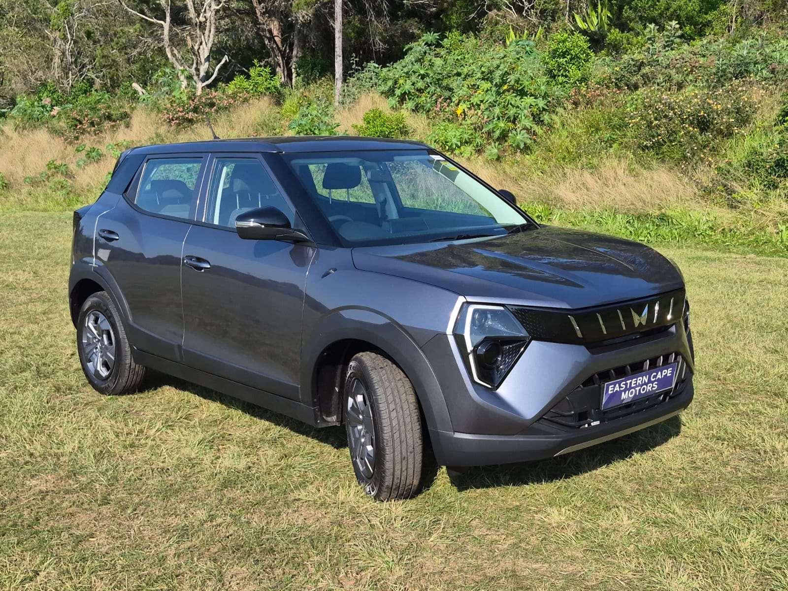 Mahindra-1.2T MX22026-Eastern-Cape-Motors-Showroom