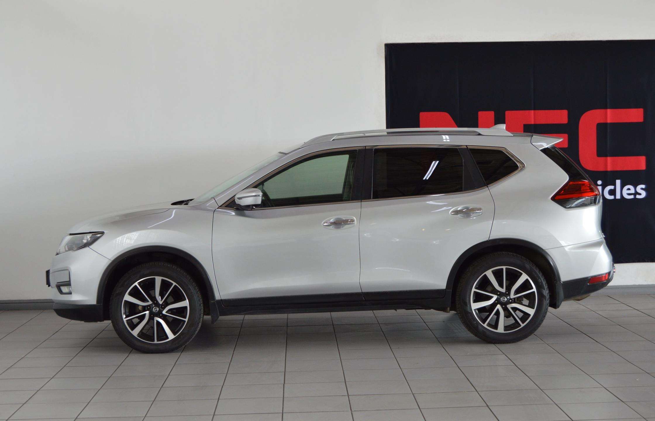 Nissan-1.6dCi Tekna 4X42021-Eastern-Cape-Motors-Demonstrator