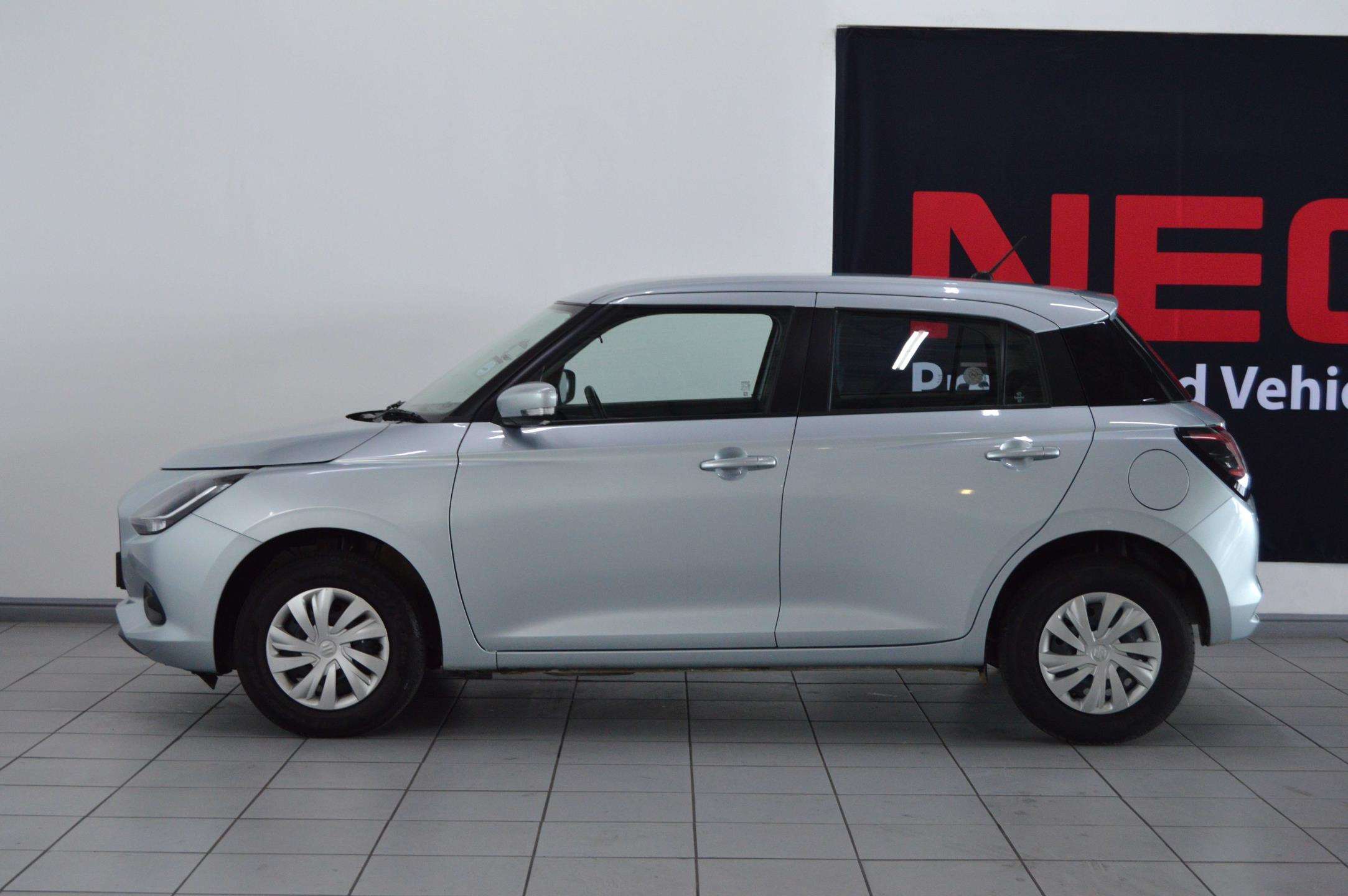 Suzuki-1.2 GL2025-Eastern-Cape-Motors-Refurb
