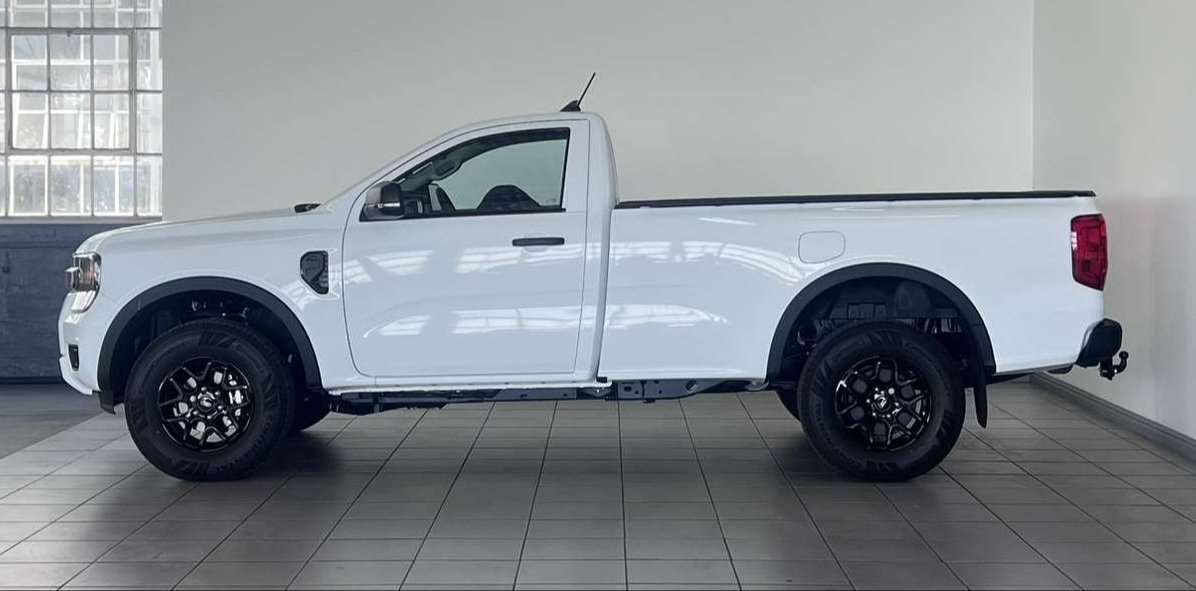 Ford-2.0L SIT SC XL 4X2 10AT (YE4B)2026-Eastern-Cape-Motors-Demo fleet