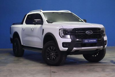 Ford-3.0D V6 Wildtrak D/C P/U A/T AWD2024-Eastern-Cape-Motors-Showroom Used