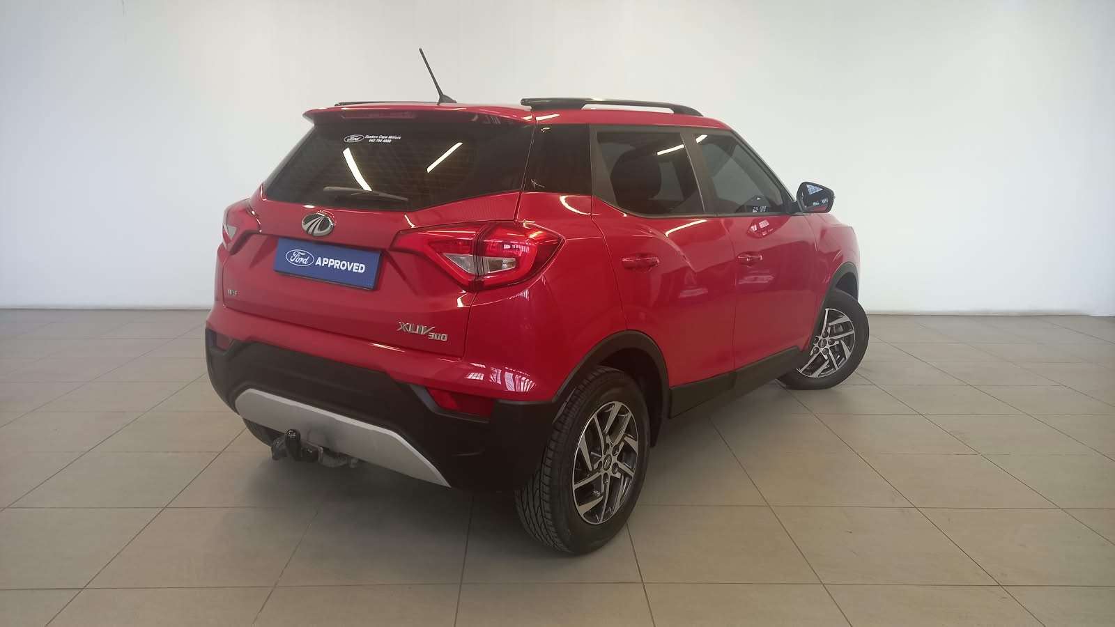 MAHINDRA-XUV300 1.5D (W8)2022-Eastern-Cape-Motors-Showroom Used