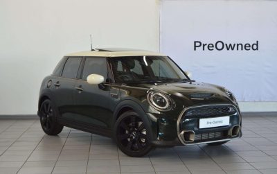 Mini-A/T F55 LCi2022-Eastern-Cape-Motors-Mazda Showroom