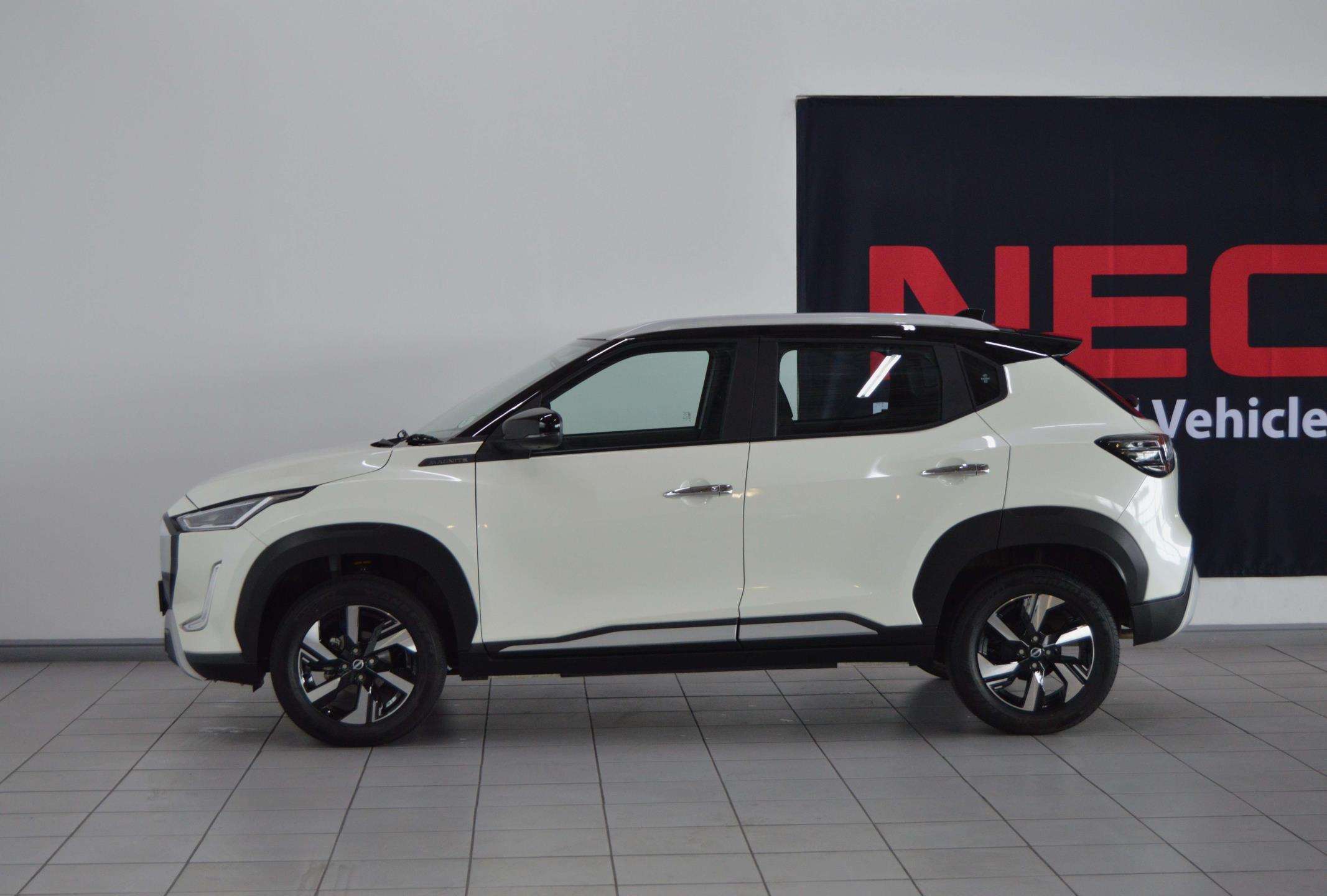 Nissan-1.0 Acenta MT (DD0)2026-Eastern-Cape-Motors-Demonstrator